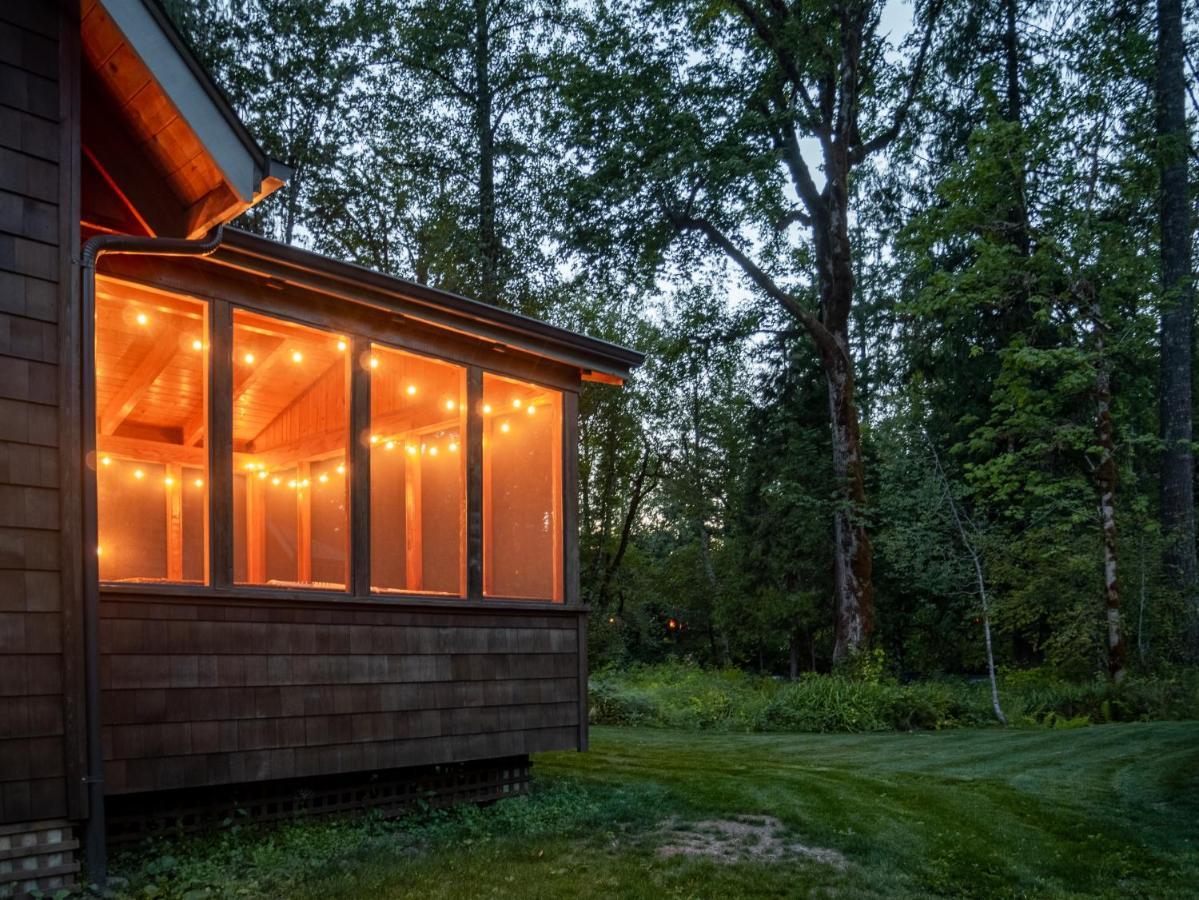 Wooded Bliss Riverfront Sanctuary On The Mckenzie Hébergement de vacances